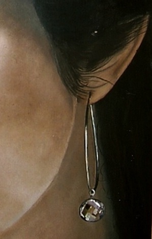 Ear and earing details